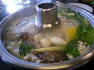 coca_thaisuki_0812.jpg