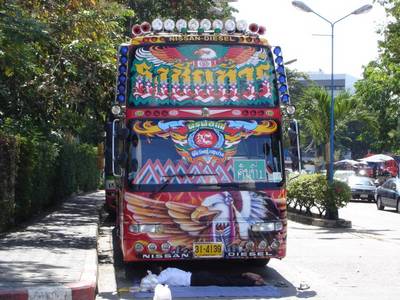 deco_bus.jpg