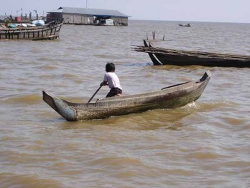 cambodia_lake2.jpg