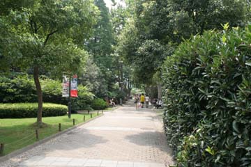 jinmin_hiroba03.jpg
