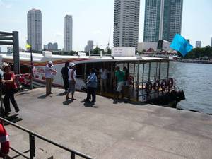 express_boat1.jpg