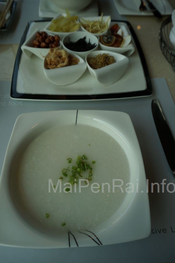 http://blog.maipenrai.info/photo_lib/p2013/pullman-breakfast-3.jpg